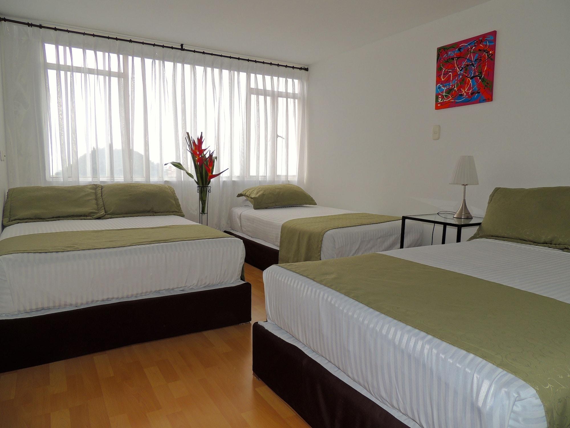 Hotel Portal De Milan 马尼萨莱斯 外观 照片