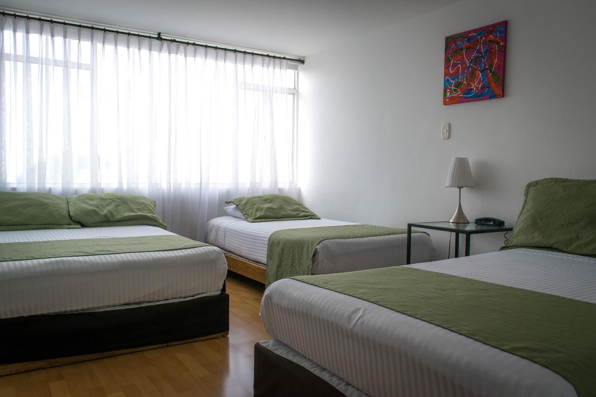 Hotel Portal De Milan 马尼萨莱斯 外观 照片