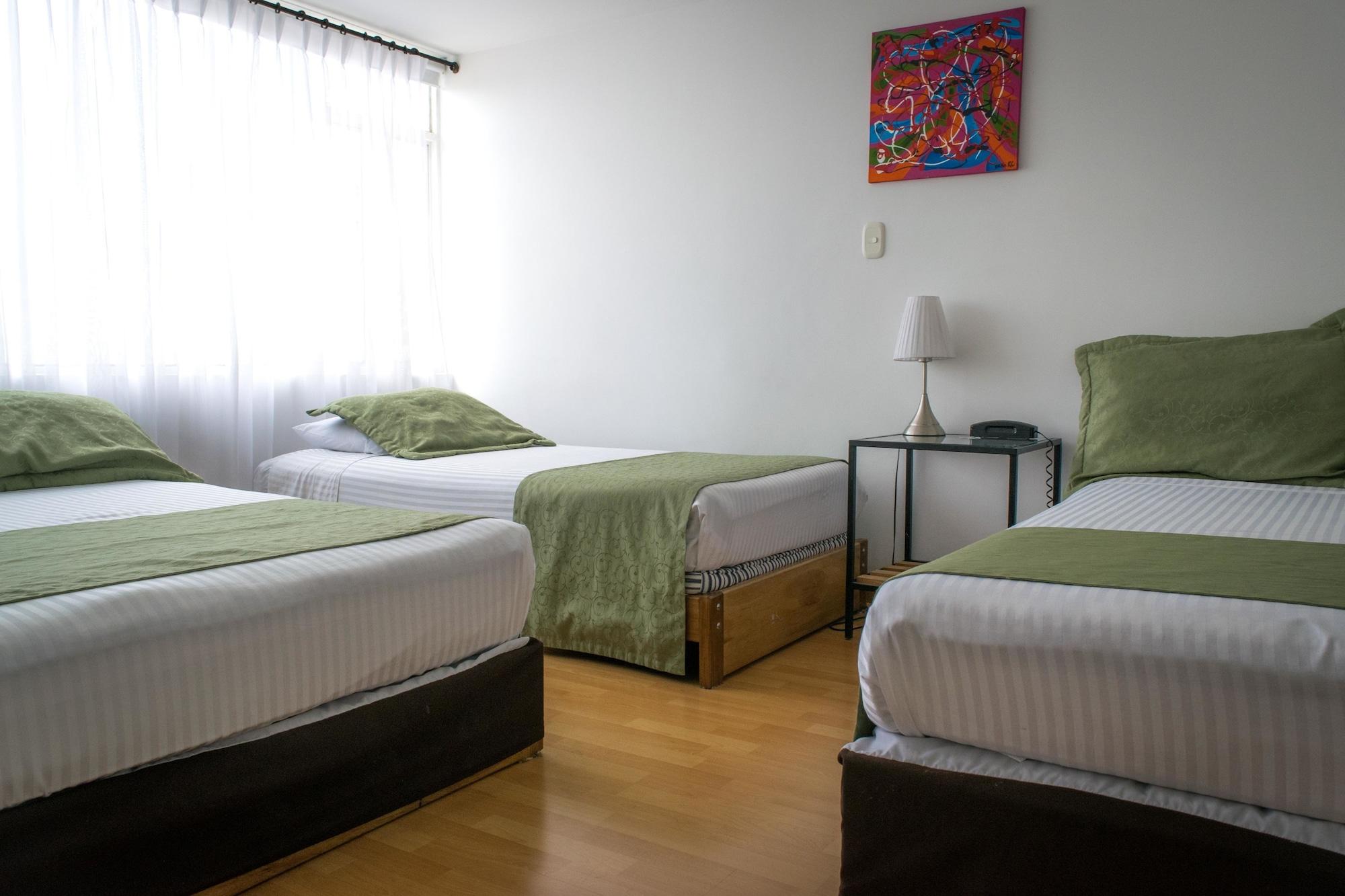 Hotel Portal De Milan 马尼萨莱斯 外观 照片